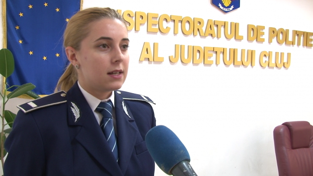 Una dintre "FETELE DE LA PAGINA 5" a ajuns purtător de cuvânt al poliţiei clujene