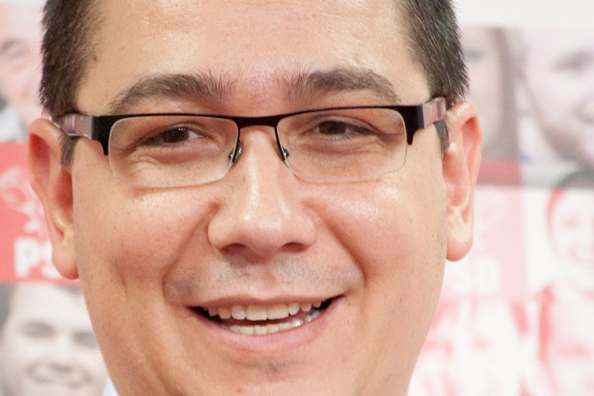 Ponta, în Moldova: La Bucureşti, vremea nu era aşa frumoasă, cred că e după sufletul celor prezenţi!