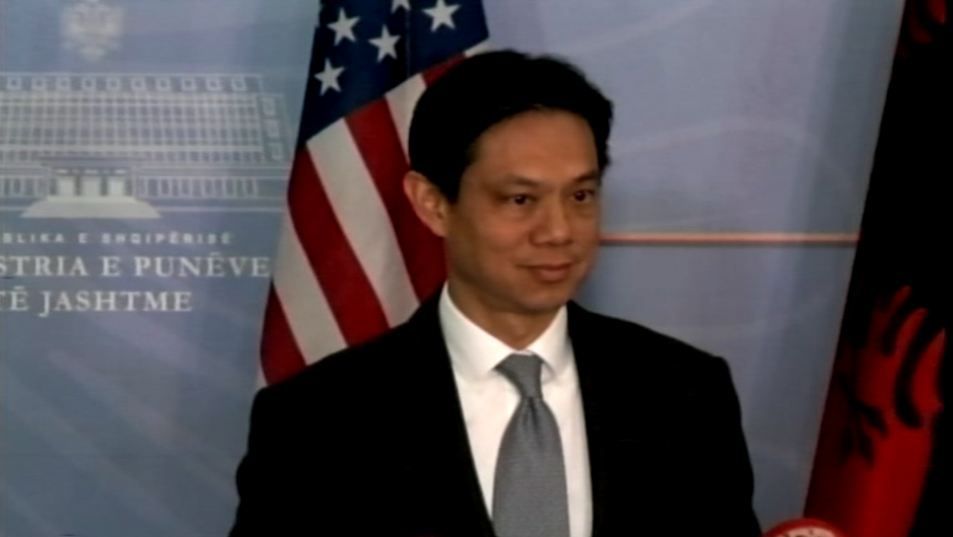 OFICIAL SUA, către Guvern: Ordonanţele de urgenţă creează incertitudine şi stagnează creşterea