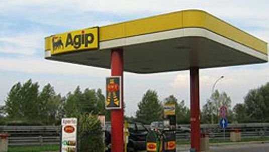 ANUNŢ BOMBĂ: toate benzinăriile AGIP din România au fost cumpărate de MOL