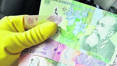 Scandal în Parlament - Legea pentru combaterea spălării banilor a trecut, după repetarea votului 