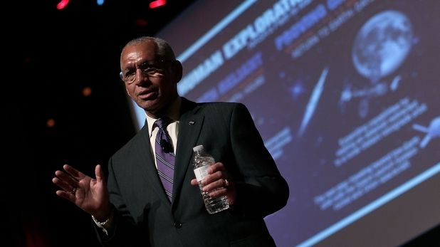 Şeful NASA, despre ce trebuie să facem dacă vrem ca specia noastră să supravieţuiască