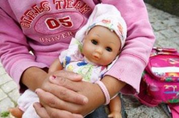 PROFESORUL de canto acuzat de PEDOFILIE, ARESTAT