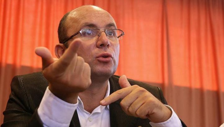COZMIN GUŞĂ: Ponta se face de râs prin anunţul legat de retragerea din politică