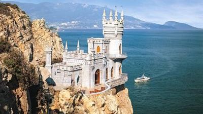 Liderul tătarilor are accesul INTERZIS în Crimeea timp de cinci ani