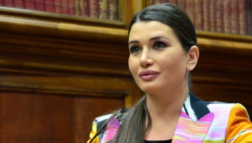 Elena Băsescu a încurcat PDL cu PMP, în discursul de lansare a candidaţilor la PE