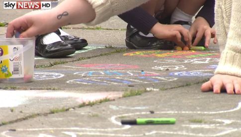 Situație alarmantă în școlile din Marea Britanie. Elevii poartă scutece și nu folosesc toaletele