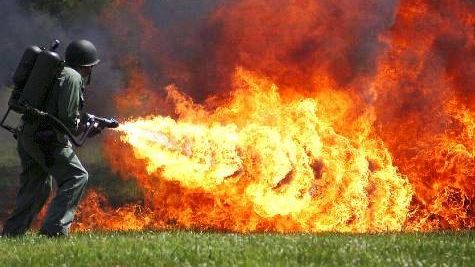 Un oficial nord-coreean ar fi fost executat cu aruncătorul de flăcări