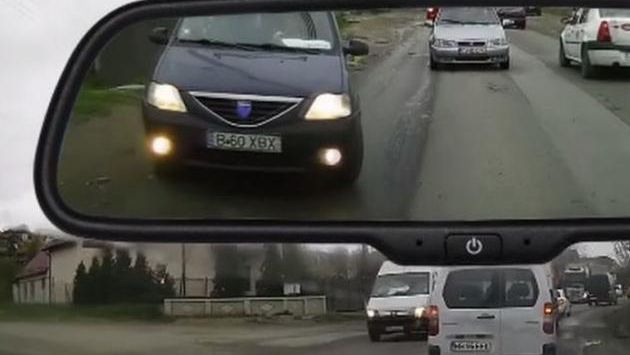 "Mă pun cu cretinii!". Şoferul care le-a dat o lecţie celor care fac depăşiri "pe dreapta"