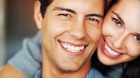 10 lucruri pe care un bărbat nu le vede la tine atunci când eşti dezbrăcată