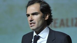 SUMA FABULOASĂ pe care Yahoo i-a plătit-o directorului operaţional pentru a-l putea CONCEDIA