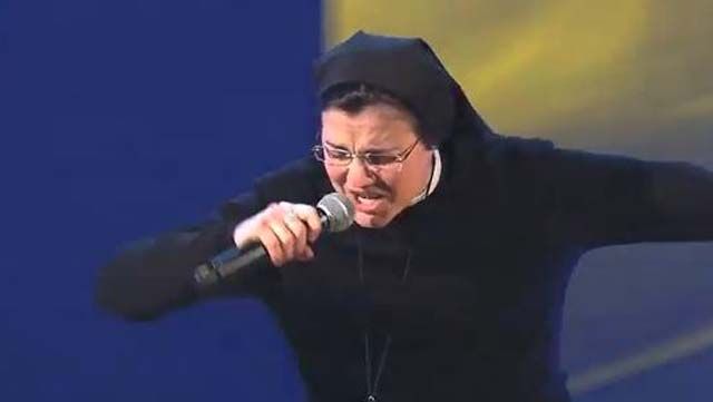 VOCEA ITALIEI: Sora Cristina a trecut de o nouă etapă a competiţiei. Ce melodie a cântat