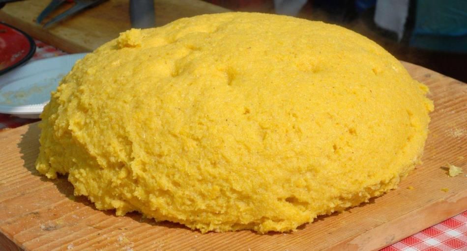 Terapie cu mămăligă. Iată ce boli se pot vindeca!