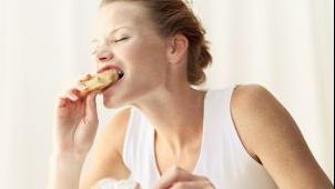 Te simti rau si nu stii de ce? Uite raspunsul: ce sa nu mananci, in functie de zodie