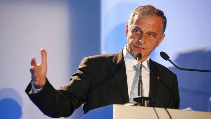 Geoană, despre plângerea împotriva lui Băsescu:Reacţie naturală, cine seamănă vrajbă, culege furtună