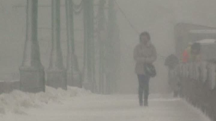 Pregătiri de vreme rea. Ponta cere guvernului măsuri pentru ninsorile din noiembrie