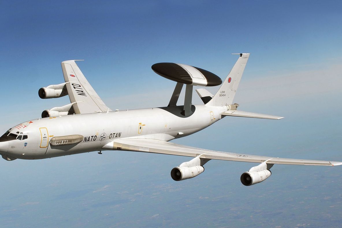 Aurescu: Situaţia din Ucraina e dificilă. Prezenţa NATO în România trebuie să se materializeze