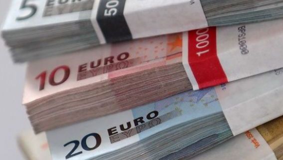 Vrei să îţi deschizi o afacere? Poţi primi 25.000 de euro de la Academia de Studii Economice