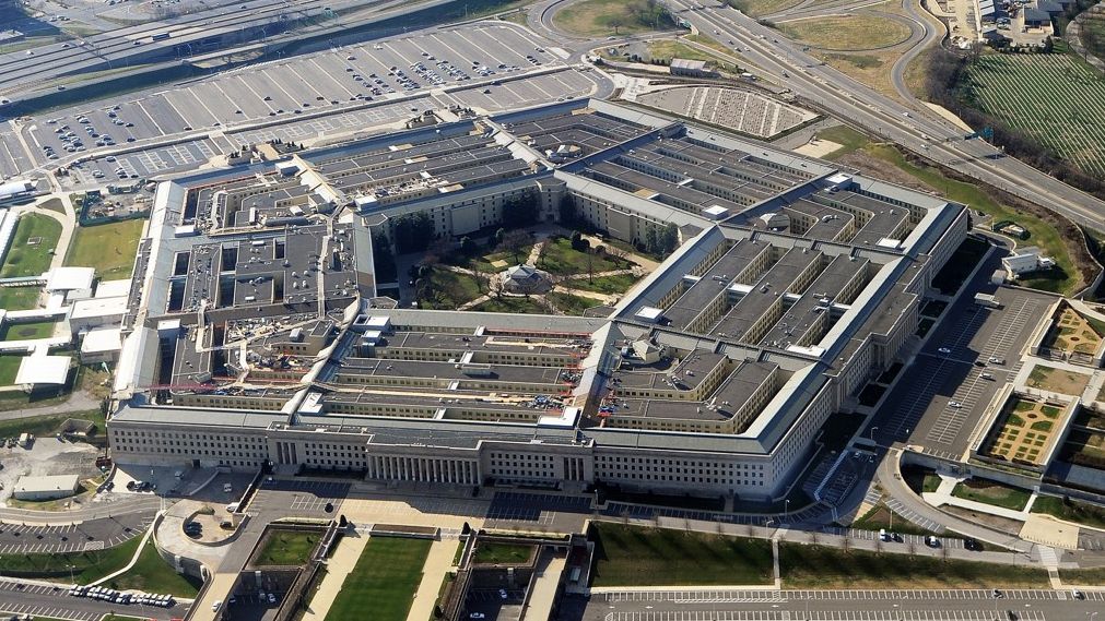 RĂZBOI EXTINS. SUA au bombardat poziţii ale Statului Islamic în Siria