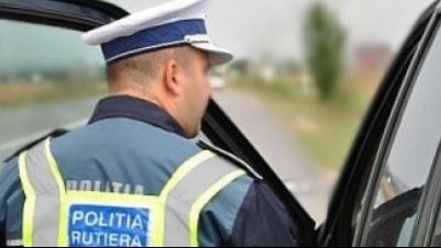 Şeful Poliţiei Rutiere, cercetat prealabil în cazul poliţistului cu PERMIS FALS