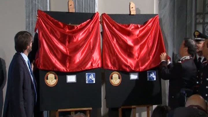 COMORI RECUPERATE întâmplător după 44 de ani: "Au fost găsite într-un tren"