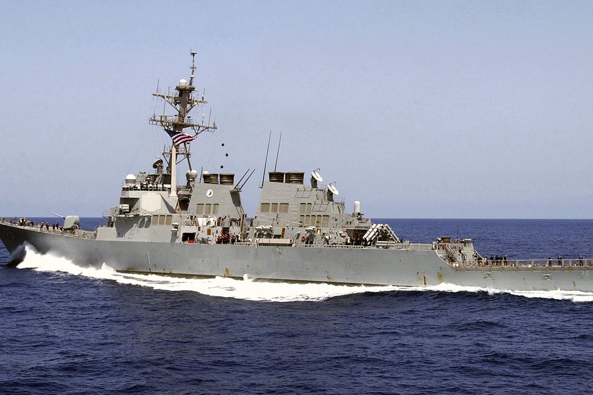 Distrugătorul USS Donald Cook, trimis în Marea Neagră să susţină Ucraina 