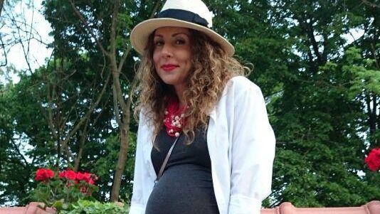 Carmen Brumă, prima plimbare cu copilul ei 