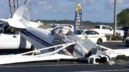 Un avion s-a prăbuşit peste o casă, în statul american Colorado