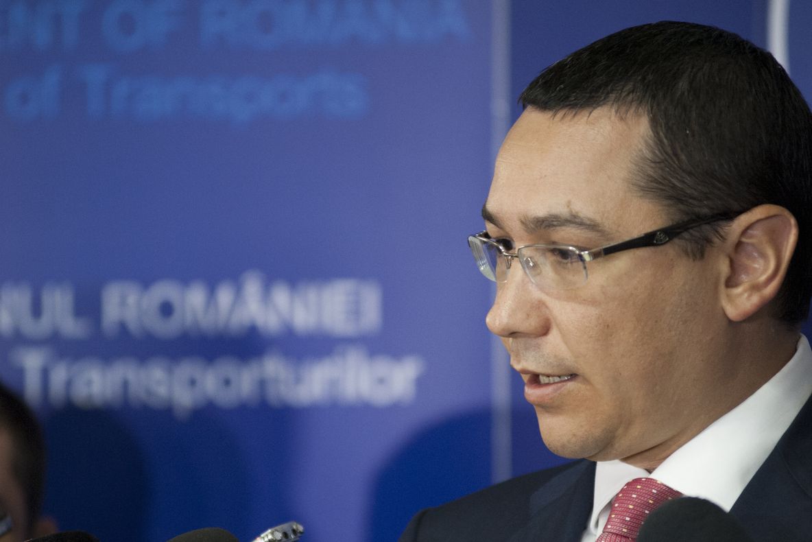 Ponta, după avertizarea lui Medvedev faţă de Moldova: România trebuie s-o sprijine cu atât mai mult