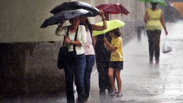 Vin PLOILE! PROGNOZA METEO pe trei zile 