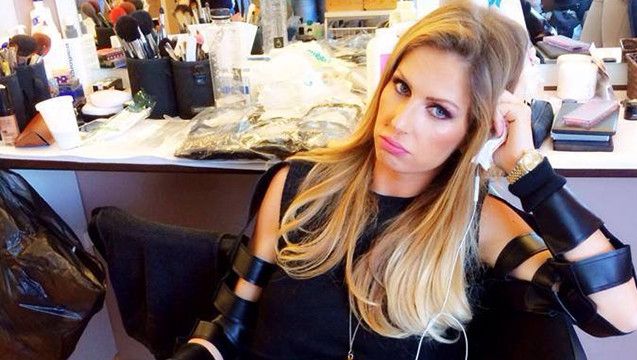 Andreea Bănică a vrut să renunţe la muzică, după ce i-a murit tatăl 