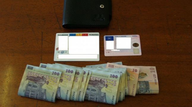 CAZ extrem de RAR la Iaşi: bărbat CONDAMNAT la ÎNCHISOARE după ce a cheltuit BANII găsiţi pe stradă