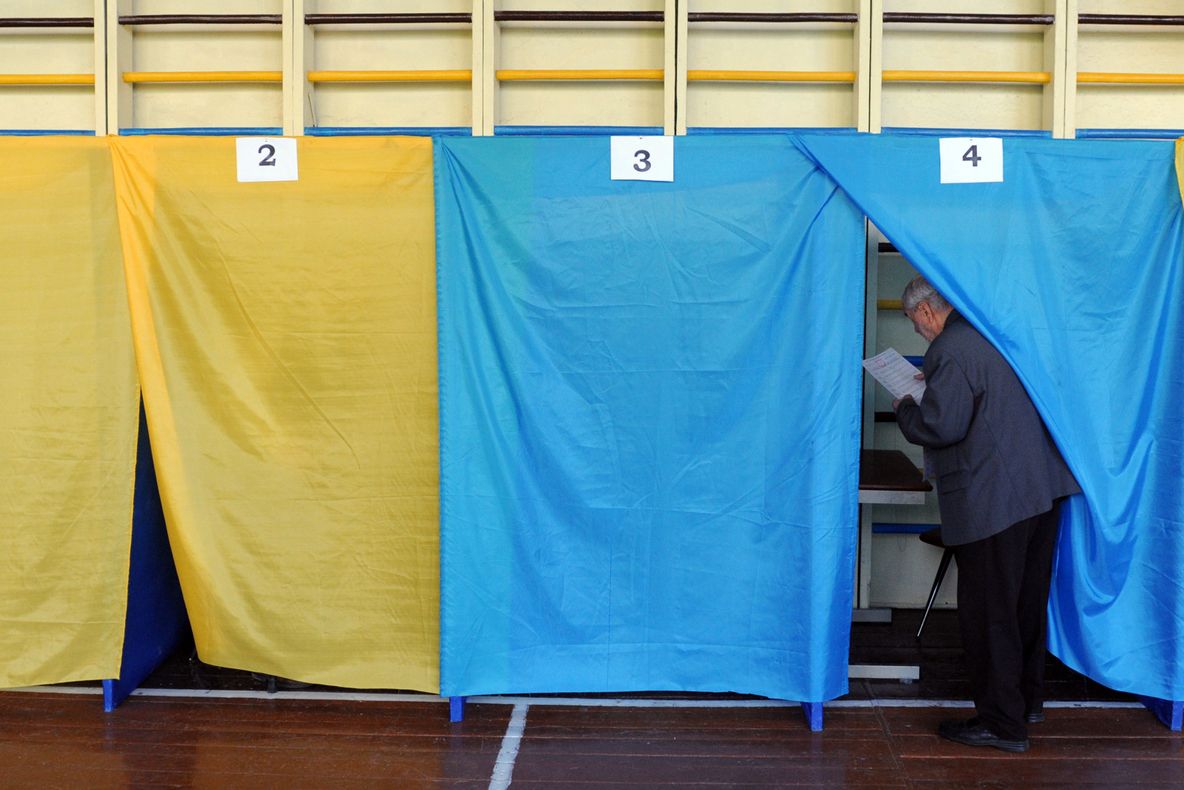 REALITATEA TV, la KIEV. Ucraina a votat, între Occident şi Rusia