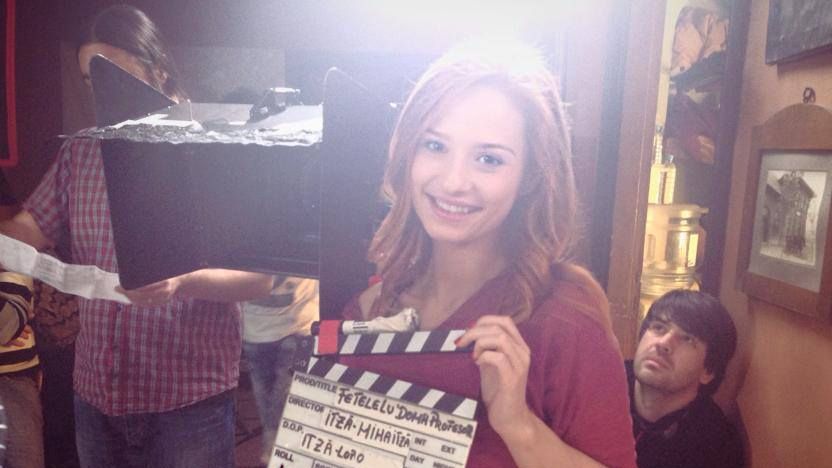 O actriţă de la noi a primit un rol special de la Steven Seagal