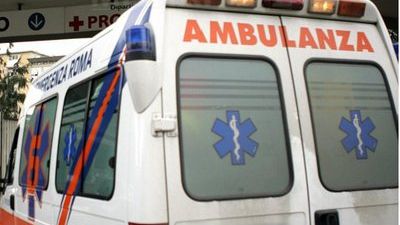 Copil român în vârstă de un an, ÎN STARE GRAVĂ după ce A CĂZUT DE LA ETAJUL 3, la Milano 