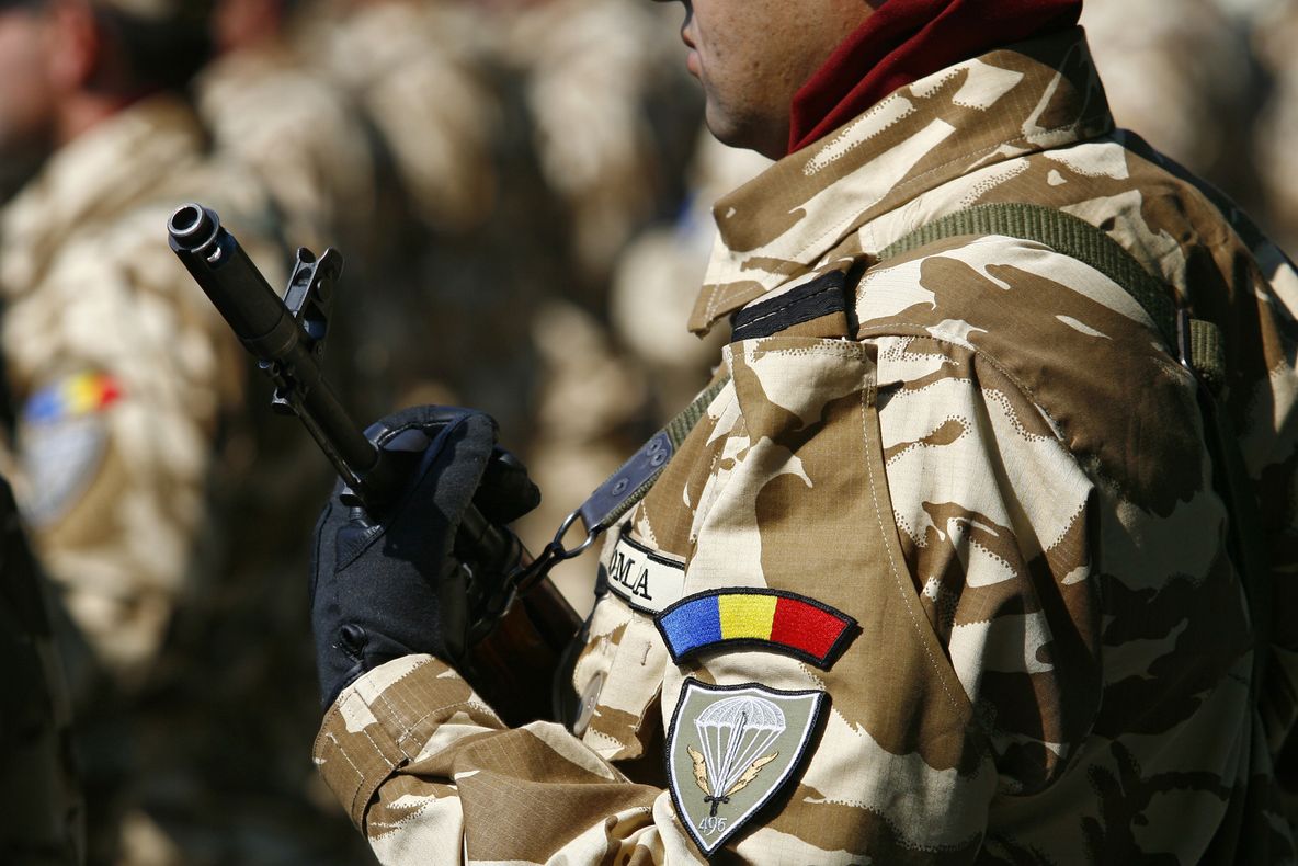 Mircea Duşa: Primim bani la rectificare, am dat deja comenzi la Cugir pentru dotarea Armatei