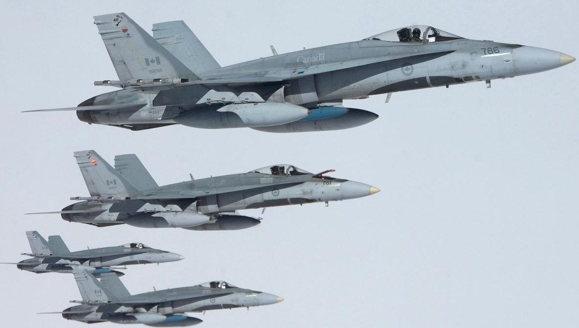 Şase aeronave CF-18 Hornet ale Forţelor Aeriene ale Canadei au ajuns în România