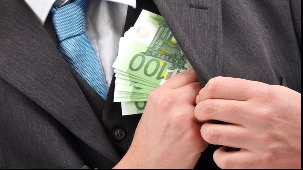 Firmele din ACEST domeniu dau SALARII nete de peste 7.200 lei pe lună