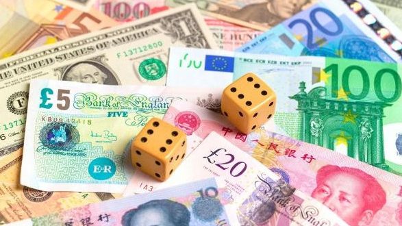 CUM SĂ FACI BANI: 9 obiceiuri financiare care te pot îmbogăţi