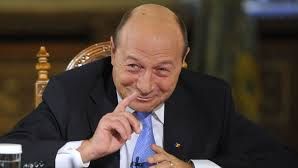 Băsescu, despre legea Educaţiei: "Dacă aș merge la «Spiru Haret», probabil că m-ar lua cu pietre"