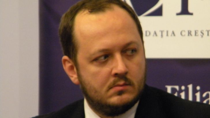 Papahagi anunţă că şi-a "trimis" candidatura la funcţia de preşedinte PMP, precum şi la cea de vice