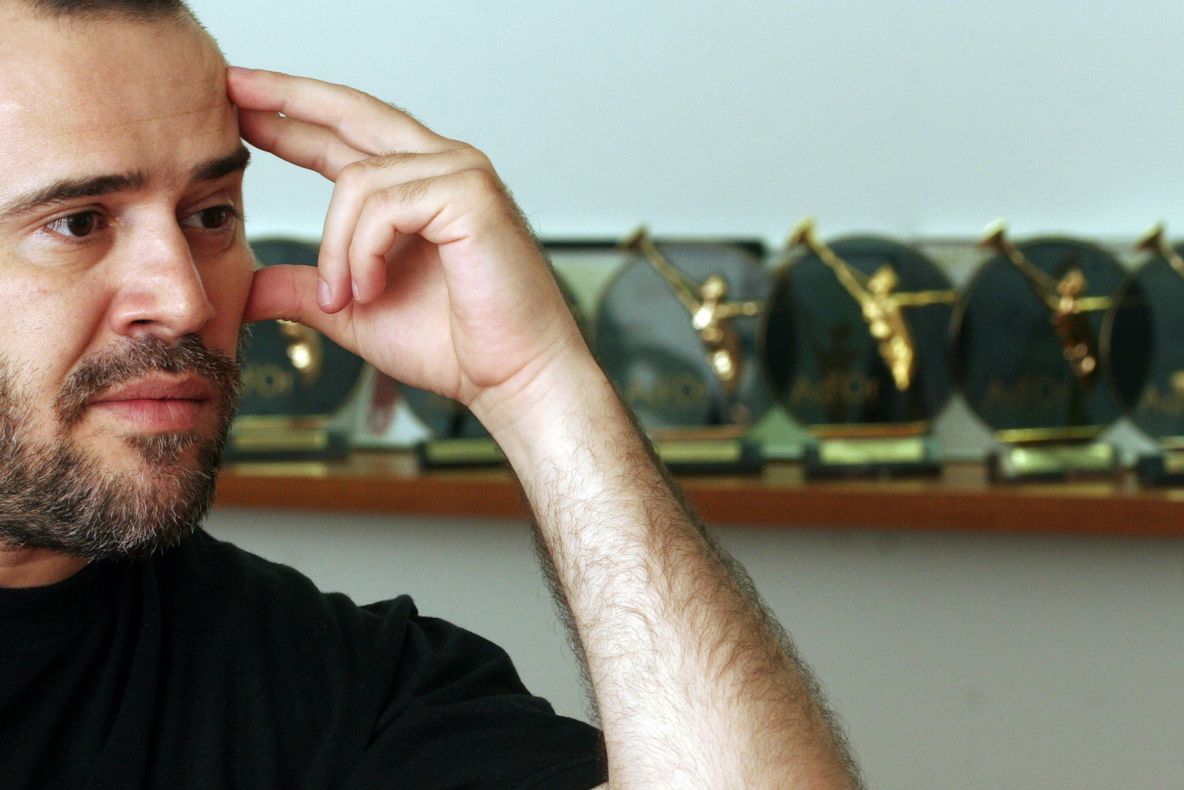 EUROPARLAMENTARE 2014. Alegerile și campania electorală sunt LA MIȘTO, spune Bogdan Naumovici