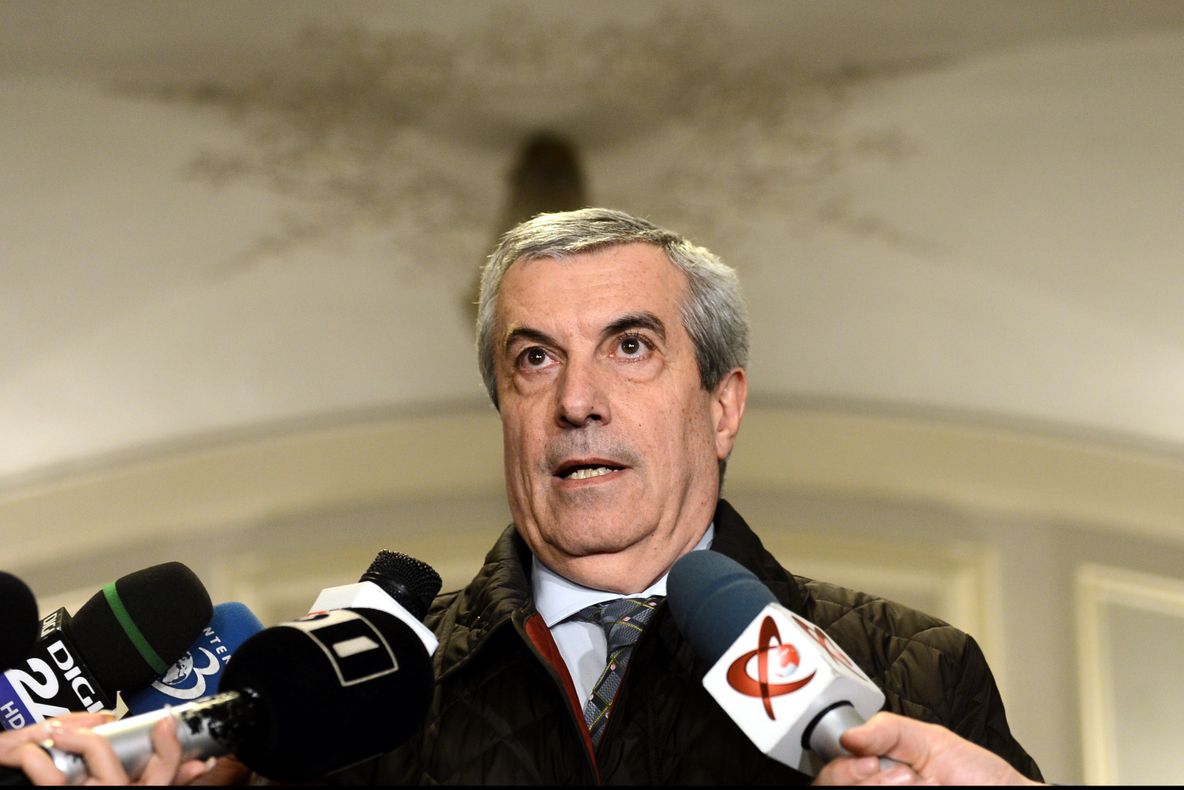 TĂRICEANU cere REFACEREA USL: "Libertatea de exprimare, înlocuită cu AUTORITARISMUL CONDUCERII"