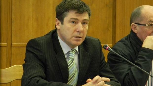 ALEGERI PARŢIALE: PSD câştigă cu 58,1% şefia CJ Argeş - rezultate finale