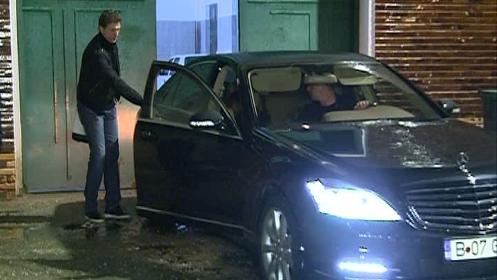 POPESCU, LA ÎNMORMÂNTAREA TATĂLUI. Fostul fotbalist, eliberat pentru 24 de ore 