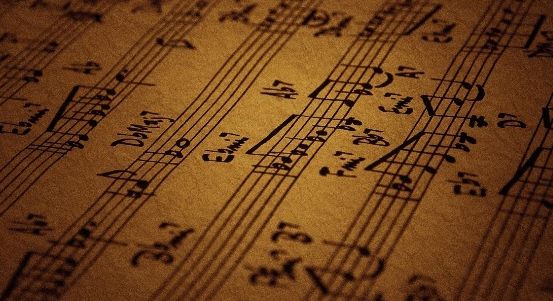 Intonarea IMNULUI NAŢIONAL ar putea deveni OBLIGATORIE ZILNIC în învățământul primar