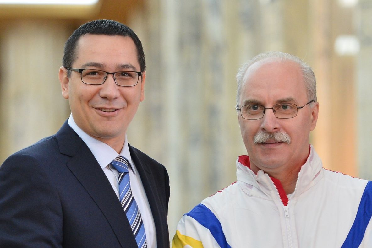 Premierul Ponta și candidatul Octavian Bellu se "lipesc" de CAMPIONI 