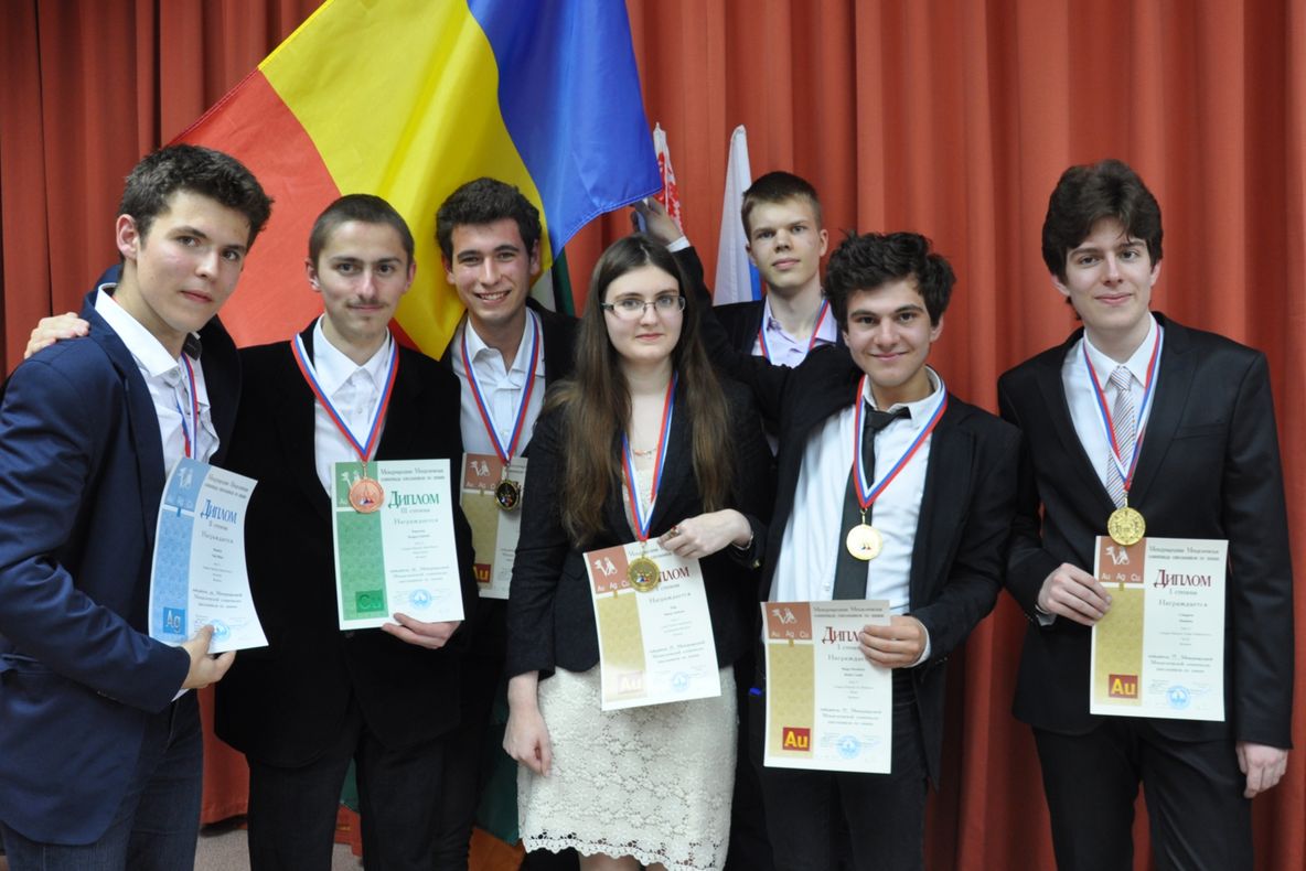 ROMÂNIA a luat LOCUL I la Olimpiada Internațională de Chimie "D. Mendeleev" desfășurată în Rusia