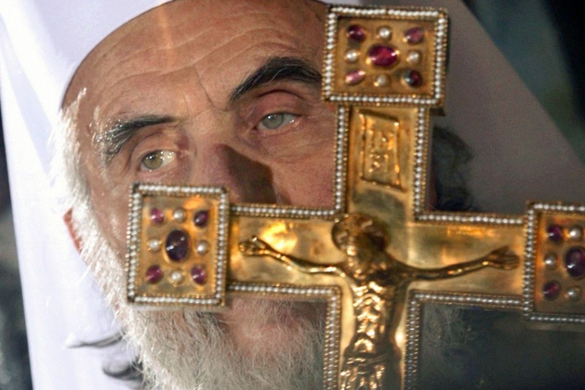 Patriarhul SERBIEI: Homosexualii și CONCHITA WURST sunt vinovați pentru INUNDAȚIILE CATASTROFALE