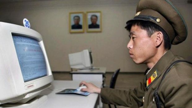 Doi turişti americani urmează să fie judecaţi în Coreea de Nord pentru "acţiuni ostile"